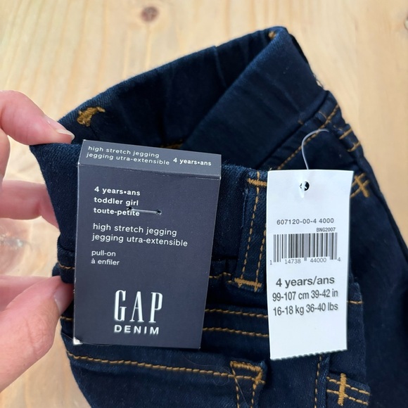 NWT Girls 4T Gap Jeggings Skinny Jeans 2 Pairs - Picture 5 of 6